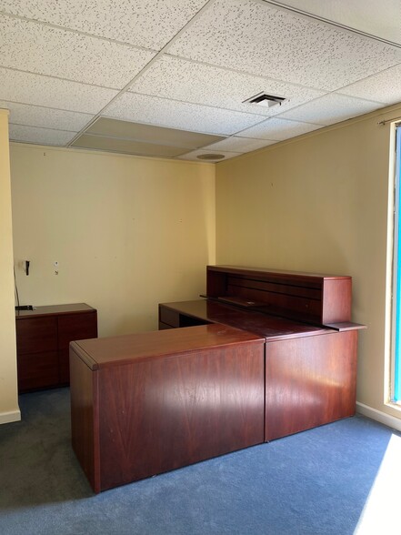 More Photos Of 7150 E Hampden Ave, Denver Loft Creative Space For Lease