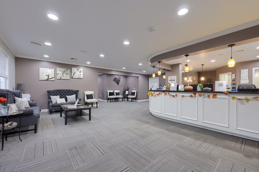 More Photos Of 250 N Reading Rd, Ephrata Office For Sale