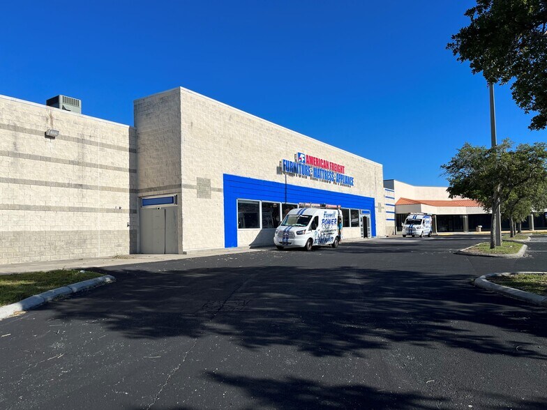 Primary Photo Of 6233-6341 Tacoma Dr, Port Richey Unknown For Lease