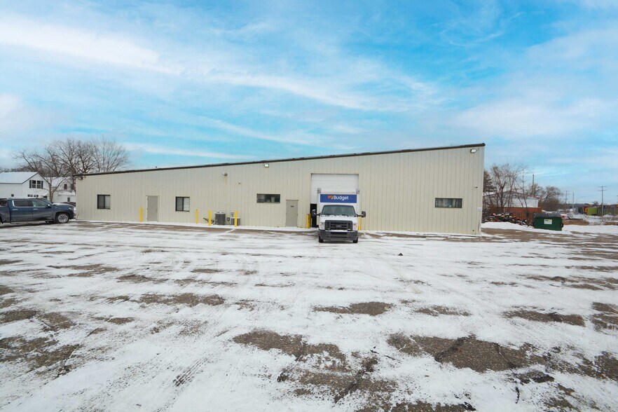 More Photos Of 501 17th Ave N, Saint Cloud Warehouse For Lease