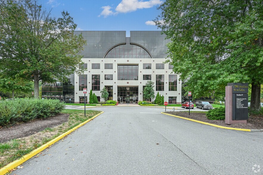 More Photos Of 7501 Boulder View Dr, North Chesterfield Unknown For Lease