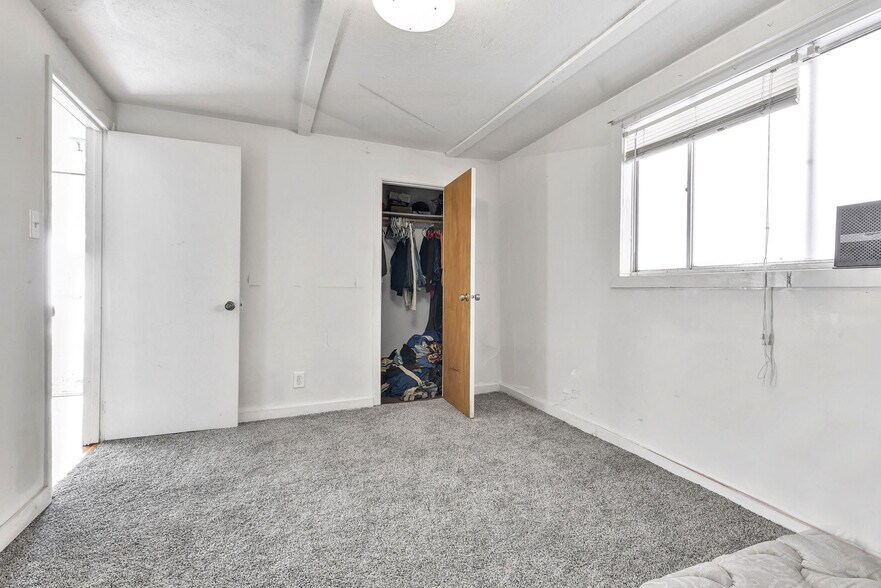 More Photos Of 16 N Main St, Payette Storefront Retail Residential For Sale