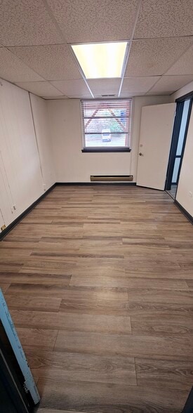 More Photos Of 318 S South St, Gastonia Office For Lease
