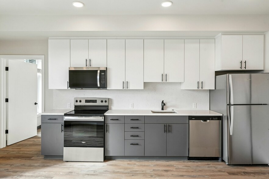 More Photos Of 120 Bush St S, Salem Apartments For Lease