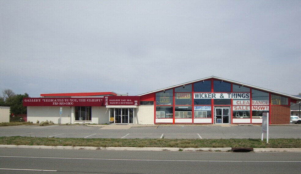 More Photos Of 3324 Route 37 E, Toms River Storefront Retail Residential For Lease