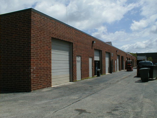 More Photos Of 1201-1219 Paramount Pky, Batavia Warehouse For Lease