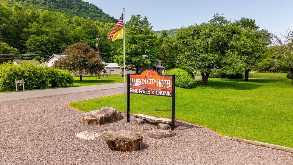 More Photos Of 184 Jamison City Rd, Benton Restaurant For Sale