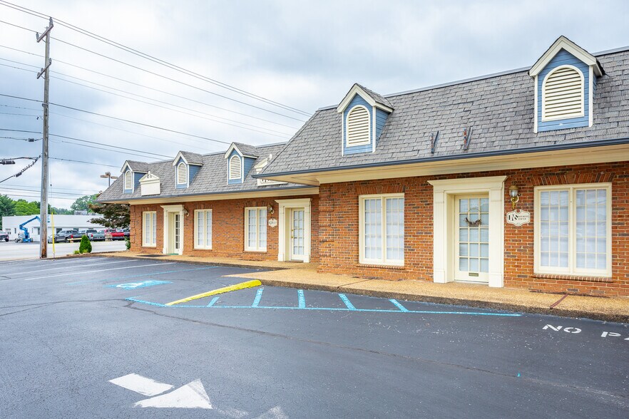 More Photos Of 5811 Lee Hwy, Chattanooga Medical For Lease