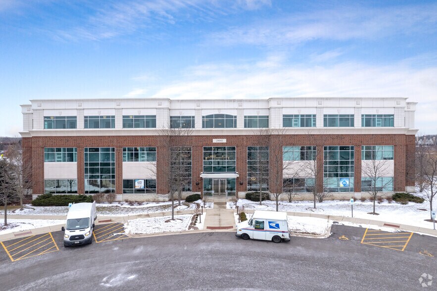 More Photos Of 21660 W Field Pky, Deer Park Office For Sale