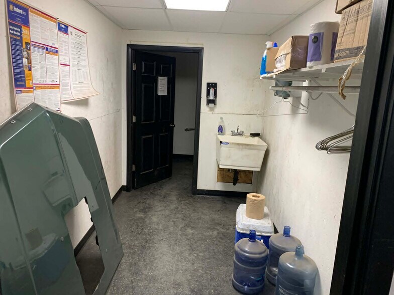 More Photos Of 1559 W 2550 N, Ogden Warehouse For Lease