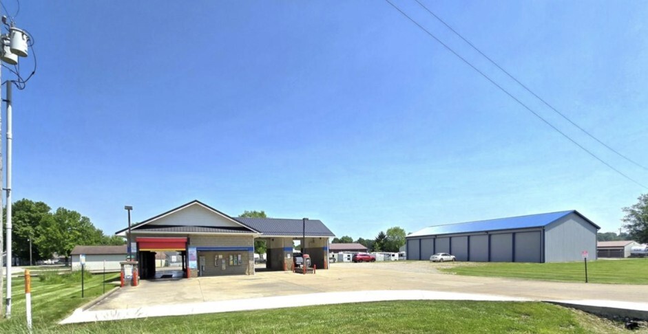 Primary Photo Of 6200 Frazeysburg Rd, Nashport Carwash For Sale
