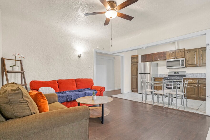 More Photos Of 2536 Atlantic Ave, Long Beach Multifamily For Sale