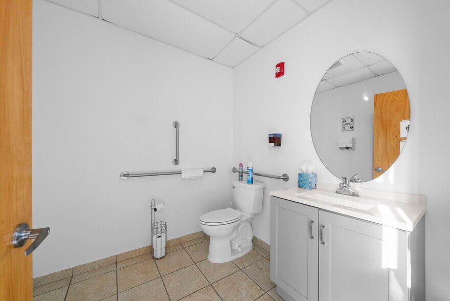 More Photos Of 354 Avenue C, Bayonne Freestanding For Sale