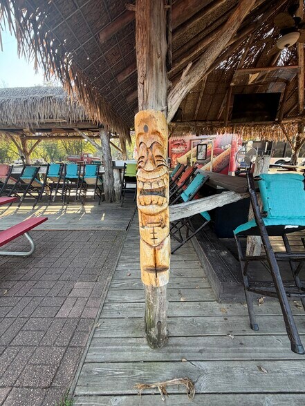 More Photos Of 7608 Wittwer Rd, Arena Specialty For Sale