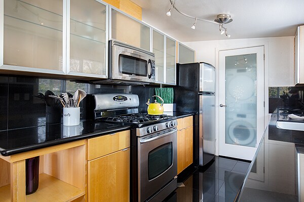 More Photos Of 301-303 N Hudson Ave, Pasadena Apartments For Sale