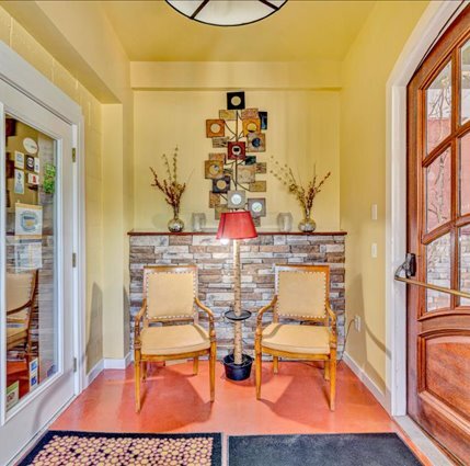 More Photos Of 106 Stoney Battery Rd, Troutville Restaurant For Sale
