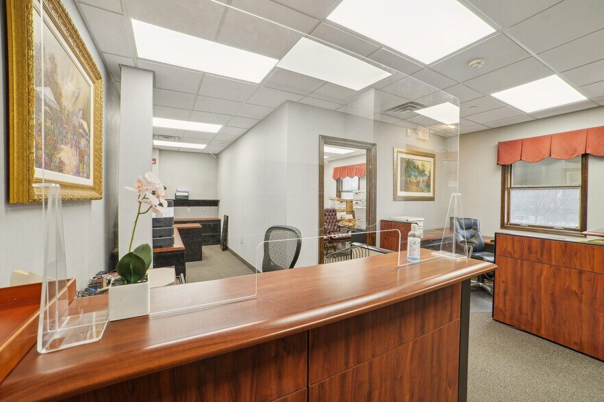 More Photos Of 62 US Highway 46, Pine Brook Medical For Lease