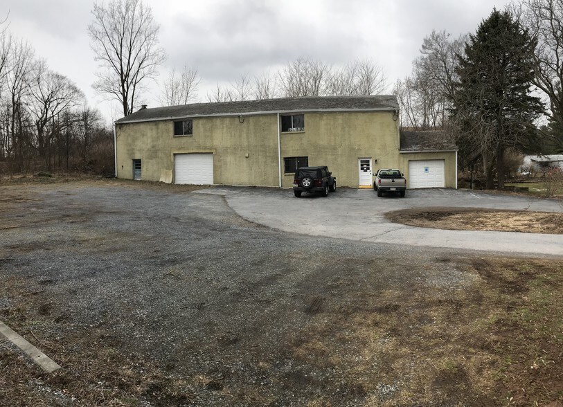 More Photos Of , Douglassville Unknown For Sale