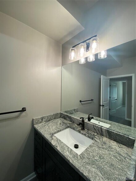 More Photos Of 1251 E Woodward Heights Blvd, Hazel Park Apartments For Sale