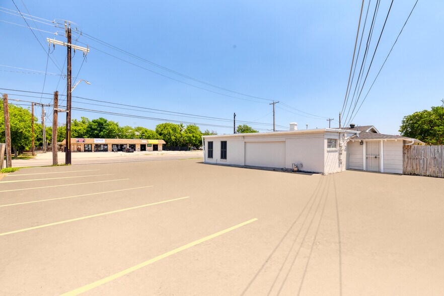 More Photos Of 5231 San Pedro Ave, San Antonio Office Residential For Sale