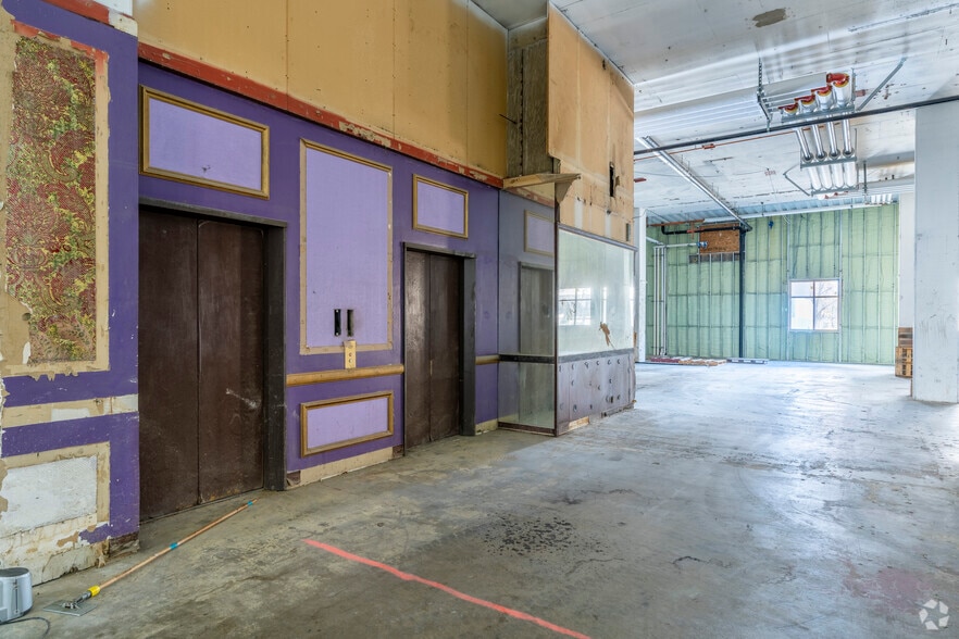 More Photos Of 600 S Carson St, Carson City Hotel For Sale