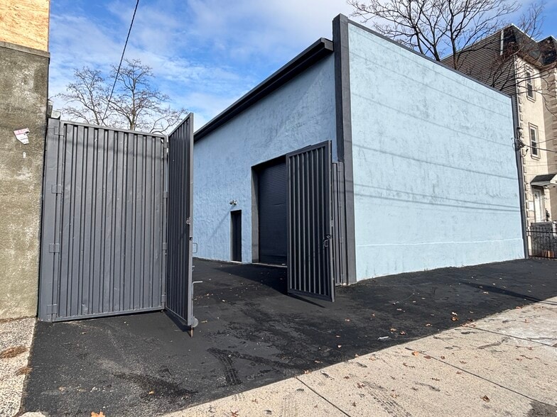 More Photos Of 103 Montgomery Ave, Irvington Warehouse For Sale