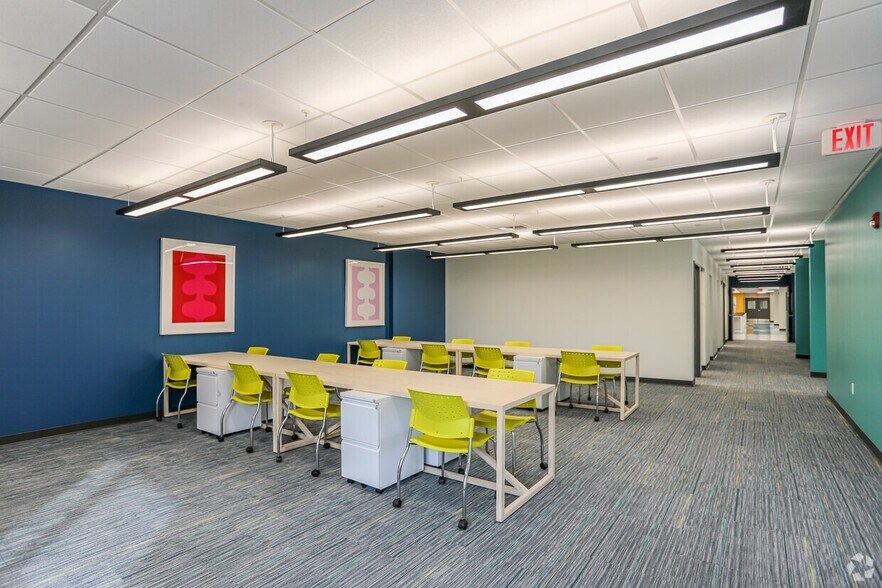 More Photos Of 19-23 Needham St, Newton Office For Lease