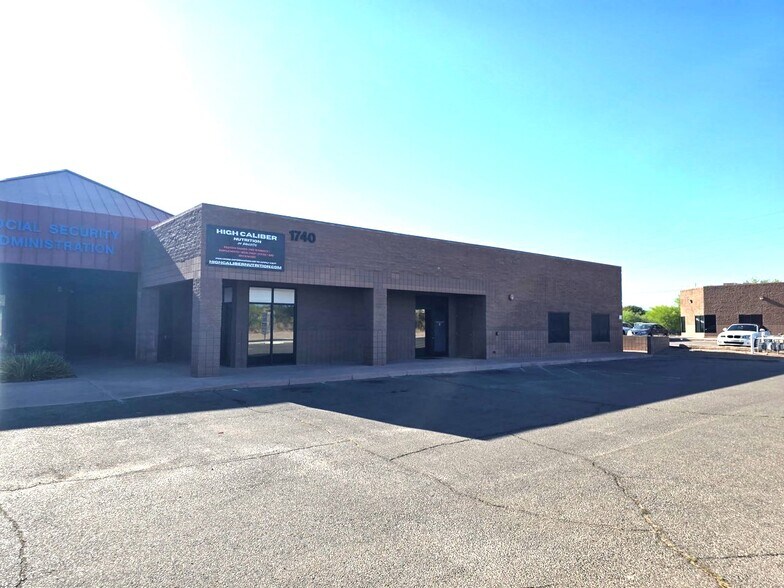 More Photos Of 1740-1760 N Mastick Way, Nogales Office For Lease