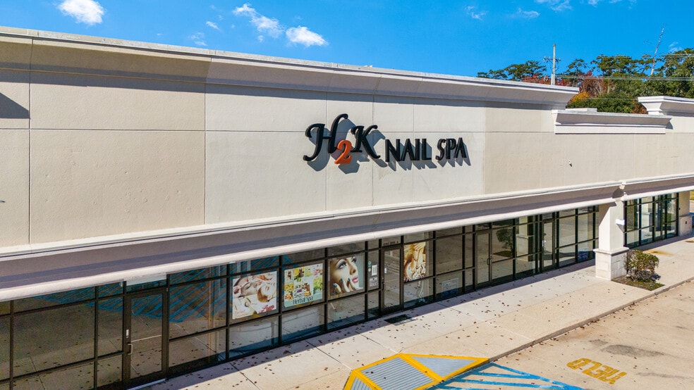 More Photos Of 61101-61125 Airport Rd, Slidell Unknown For Lease