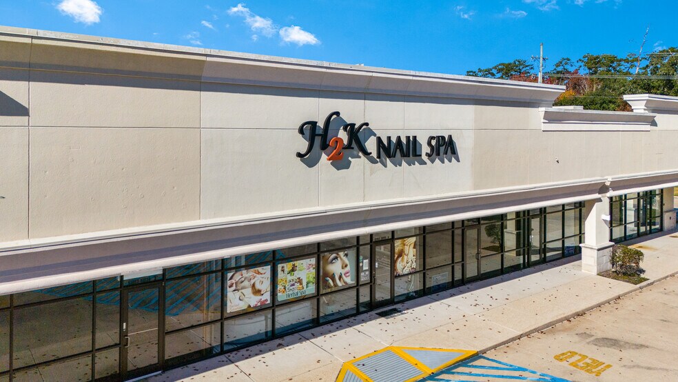 More Photos Of 61101-61125 Airport Rd, Slidell Unknown For Lease