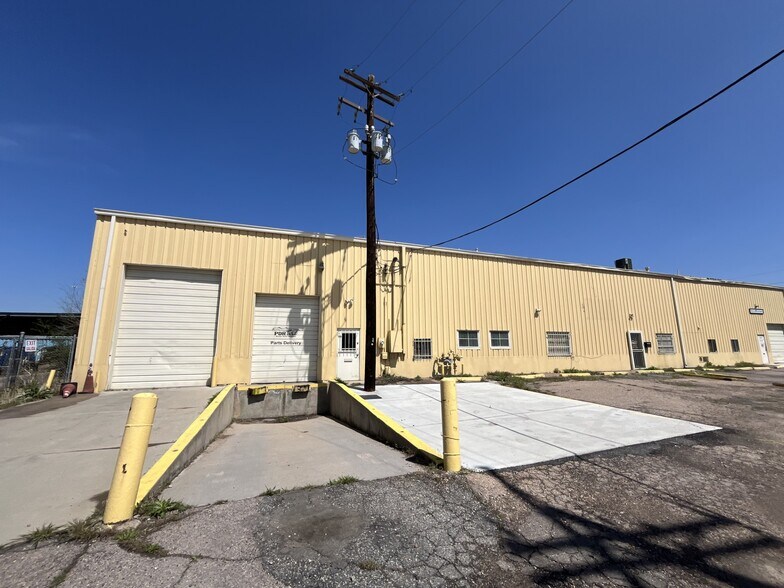 More Photos Of 651 E 66th Ave, Denver Warehouse For Lease