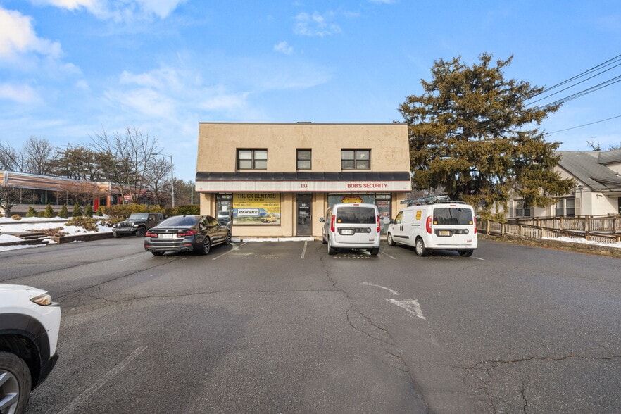 More Photos Of 131-135 Rt-304, Nanuet Freestanding For Sale