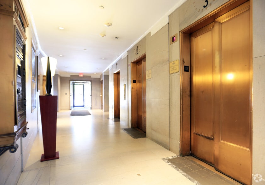 More Photos Of 955 Main St, Bridgeport Apartments For Lease