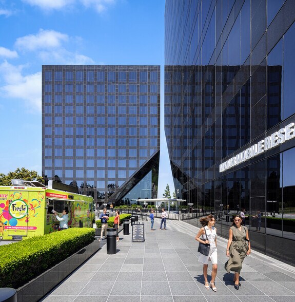 More Photos Of 19800 MacArthur Blvd, Irvine Coworking Space