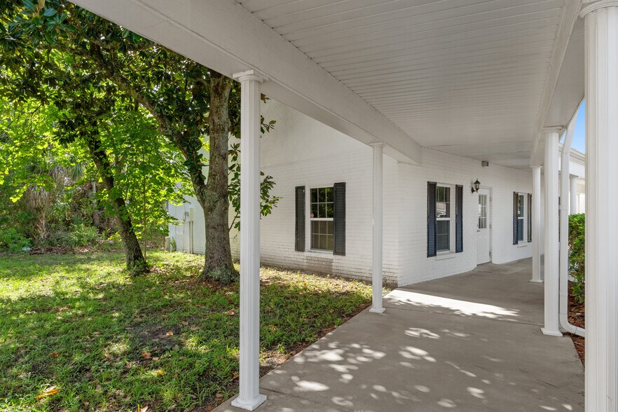 More Photos Of 9030 W Fort Island Trl, Crystal River Medical For Sale