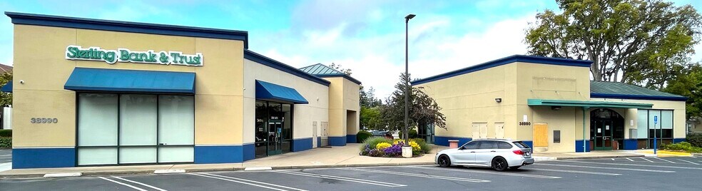 More Photos Of 38980 Paseo Padre Pky, Fremont Bank For Lease