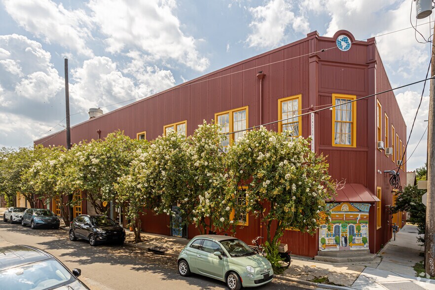 More Photos Of 3000 Royal St, New Orleans Storefront Retail Office For Lease