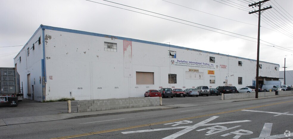 More Photos Of 2485 E Vernon Ave, Vernon Warehouse For Lease