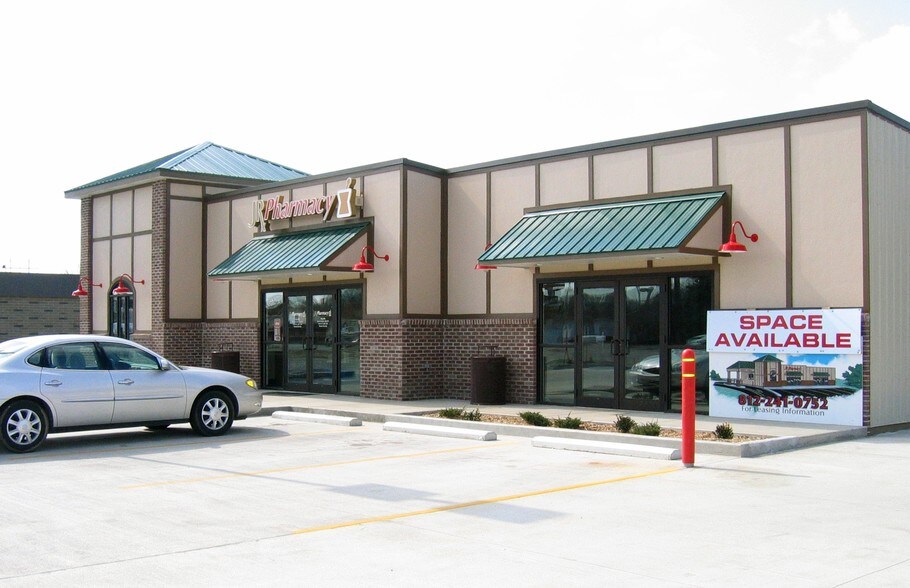 More Photos Of 1330 N Lincoln Rd, Rockville Storefront Retail Office For Lease