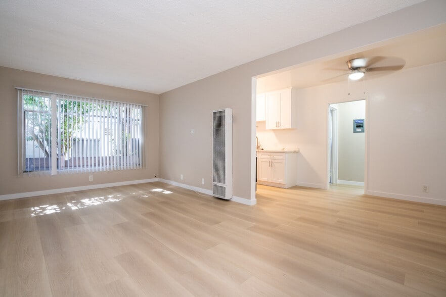 More Photos Of 1434 15th St, Santa Monica Apartments For Sale