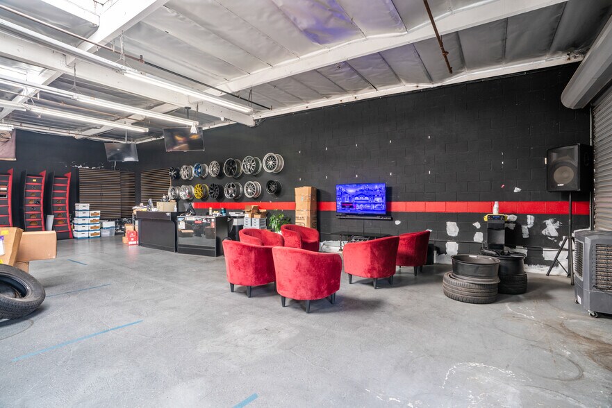 More Photos Of 313 S Raymond Ave, Alhambra Warehouse For Sale