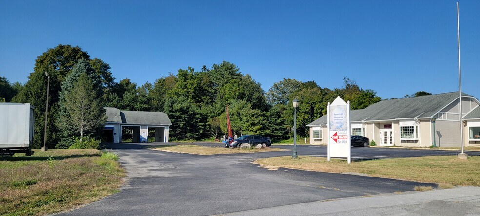 More Photos Of 15-19 Pilch Drive, Pine Plains General Retail For Sale