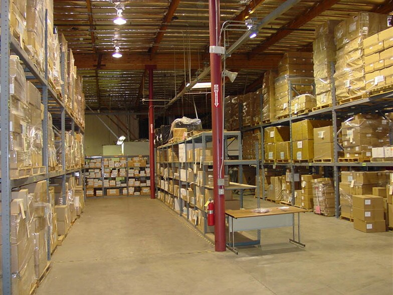 More Photos Of 4681 Calle Bolero, Camarillo Manufacturing For Lease