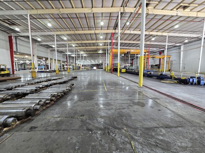 More Photos Of 2785 McCracken Rd, Hernando Manufacturing For Sale