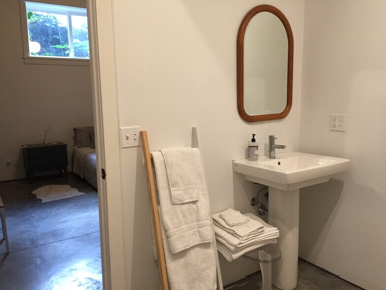 More Photos Of , Hudson Unknown For Sale