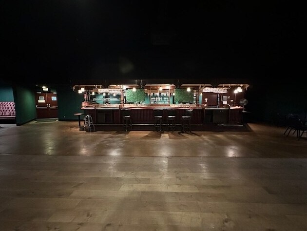 More Photos Of 14173 Green Tree Blvd, Victorville Restaurant For Lease