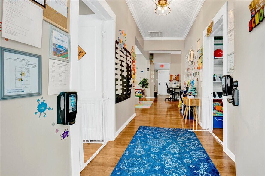 More Photos Of 607 12th Ave SW, Alabaster Specialty For Sale