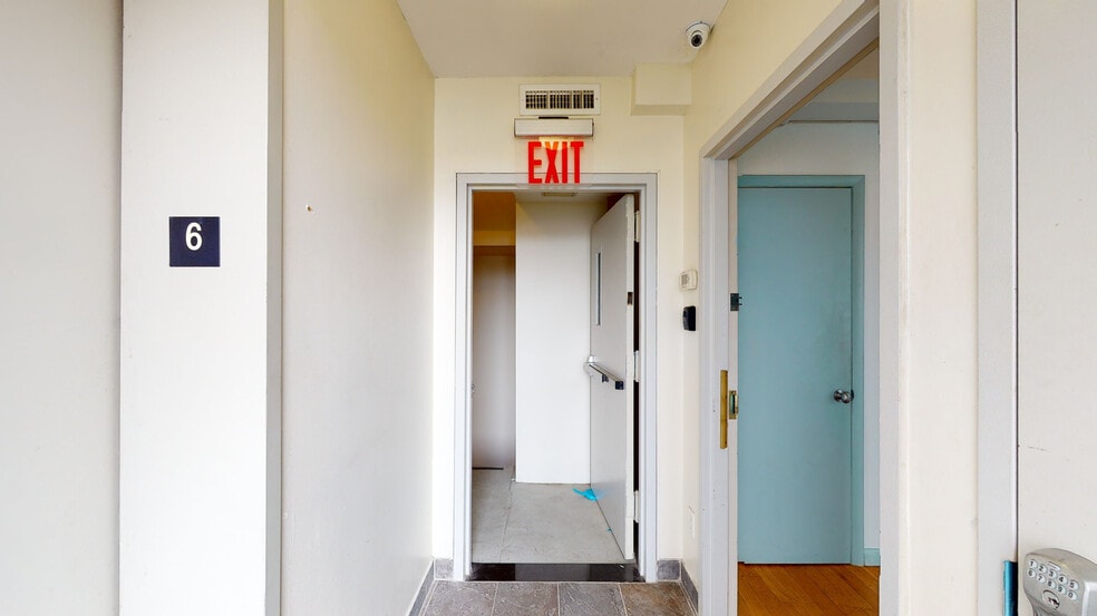 More Photos Of 518 Meeker Ave, Brooklyn Apartments For Sale