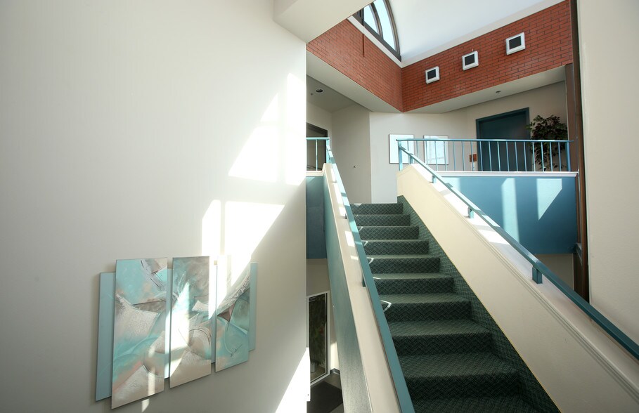 More Photos Of 2400 Professional Pky, Santa Maria Office Residential For Lease