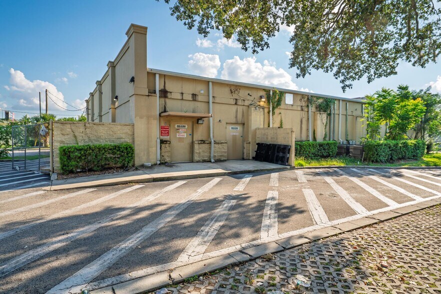 More Photos Of 3015 S Rio Grande Ave, Orlando Freestanding For Sale